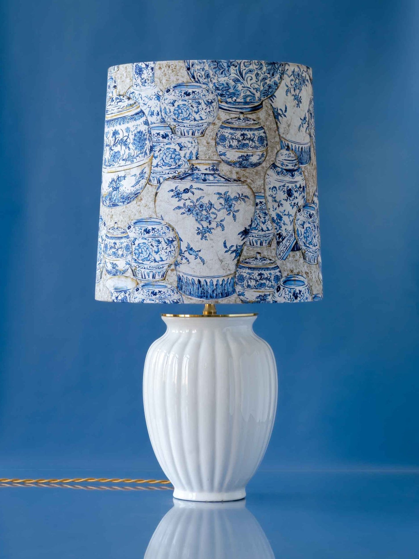 Hamptons Style Table Lamp from Vintage Velsen Delft White—Vasen